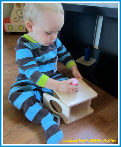 Object Permanence Box - www.mamashappyhive.com